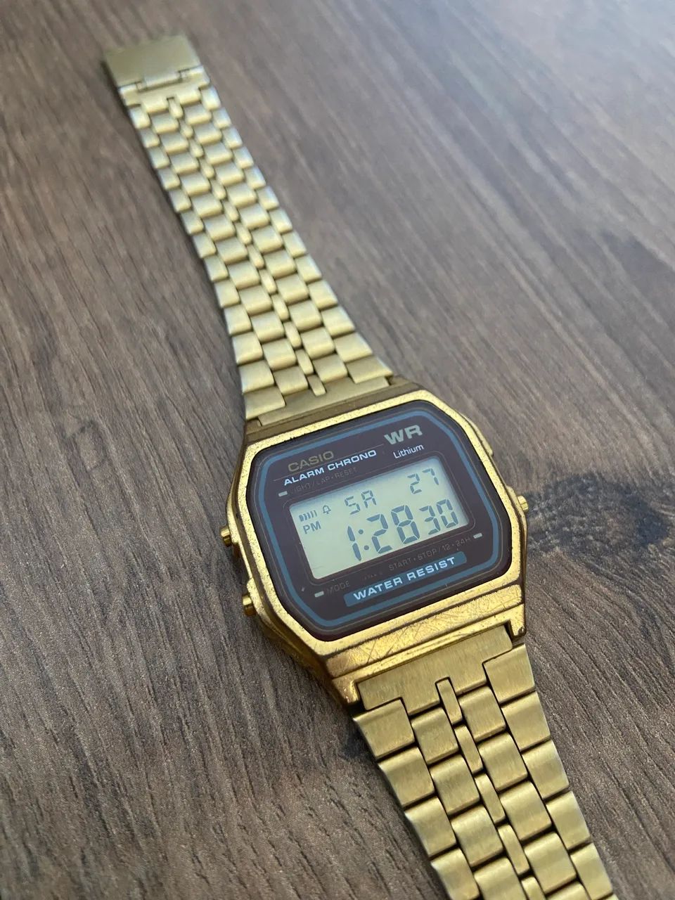 Relogio casio vintage dourado