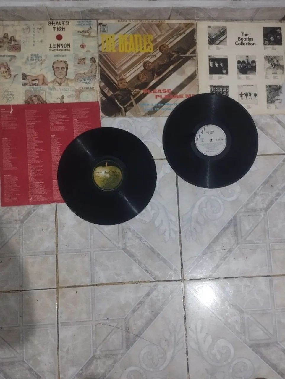 Vinil