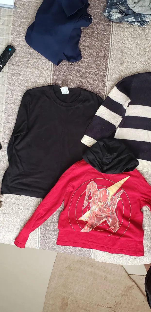 Camisas e blusas tam. 4 anos - Foto 6