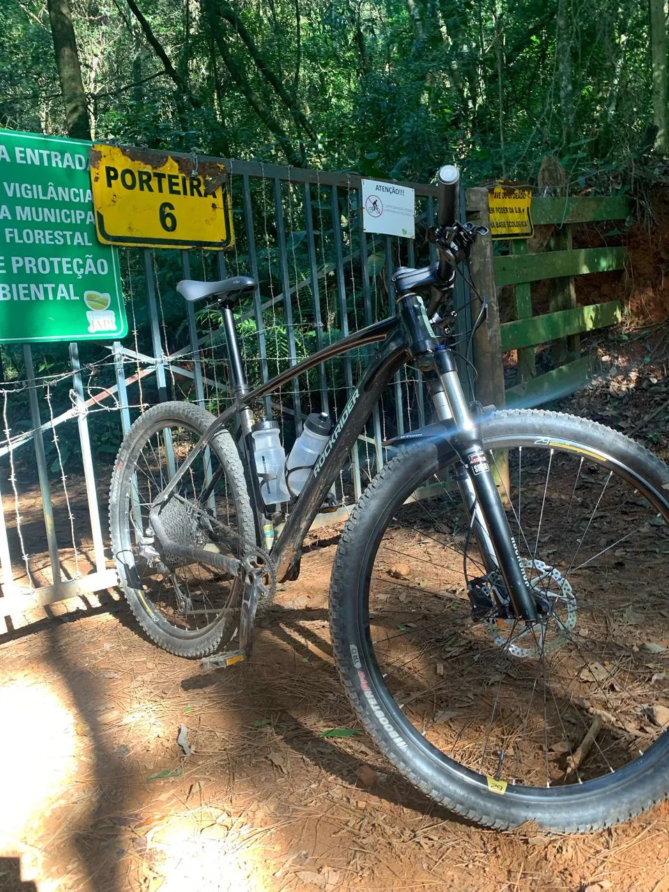Bicicleta Rockrider ST 540 - Foto 2