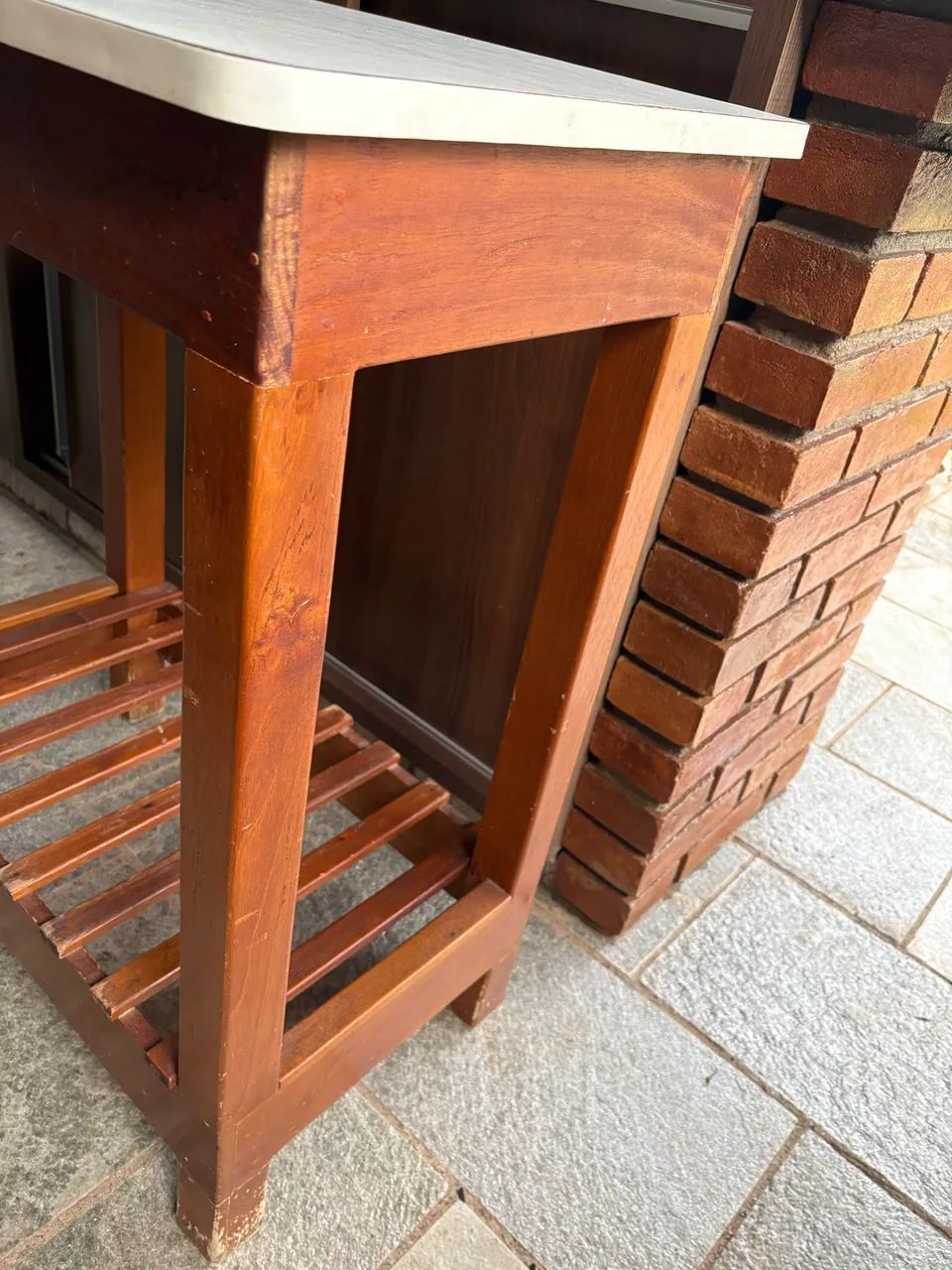 Mesa auxiliar 