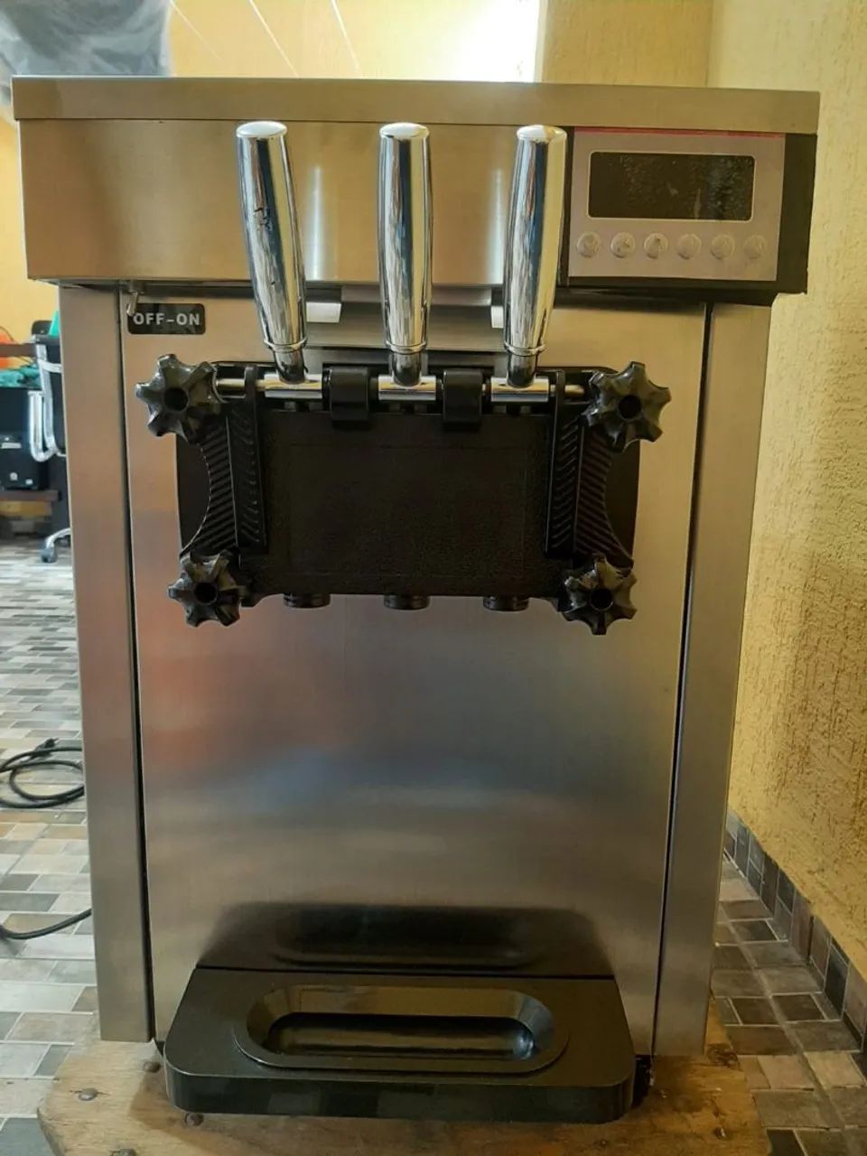 Maquina de Sorvete Expresso - 220v