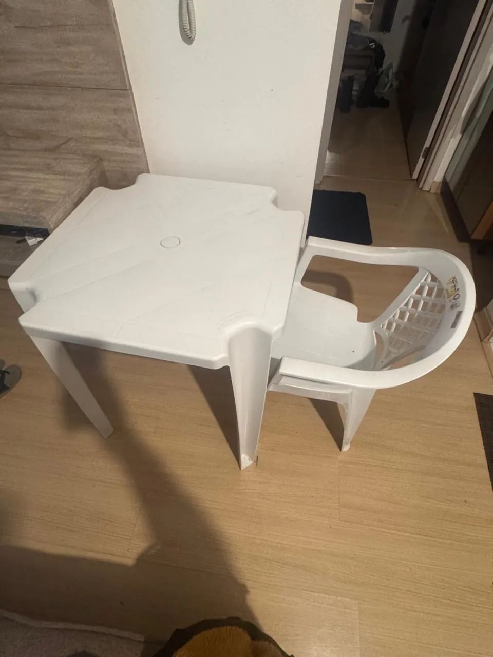 Mesa + cadeira