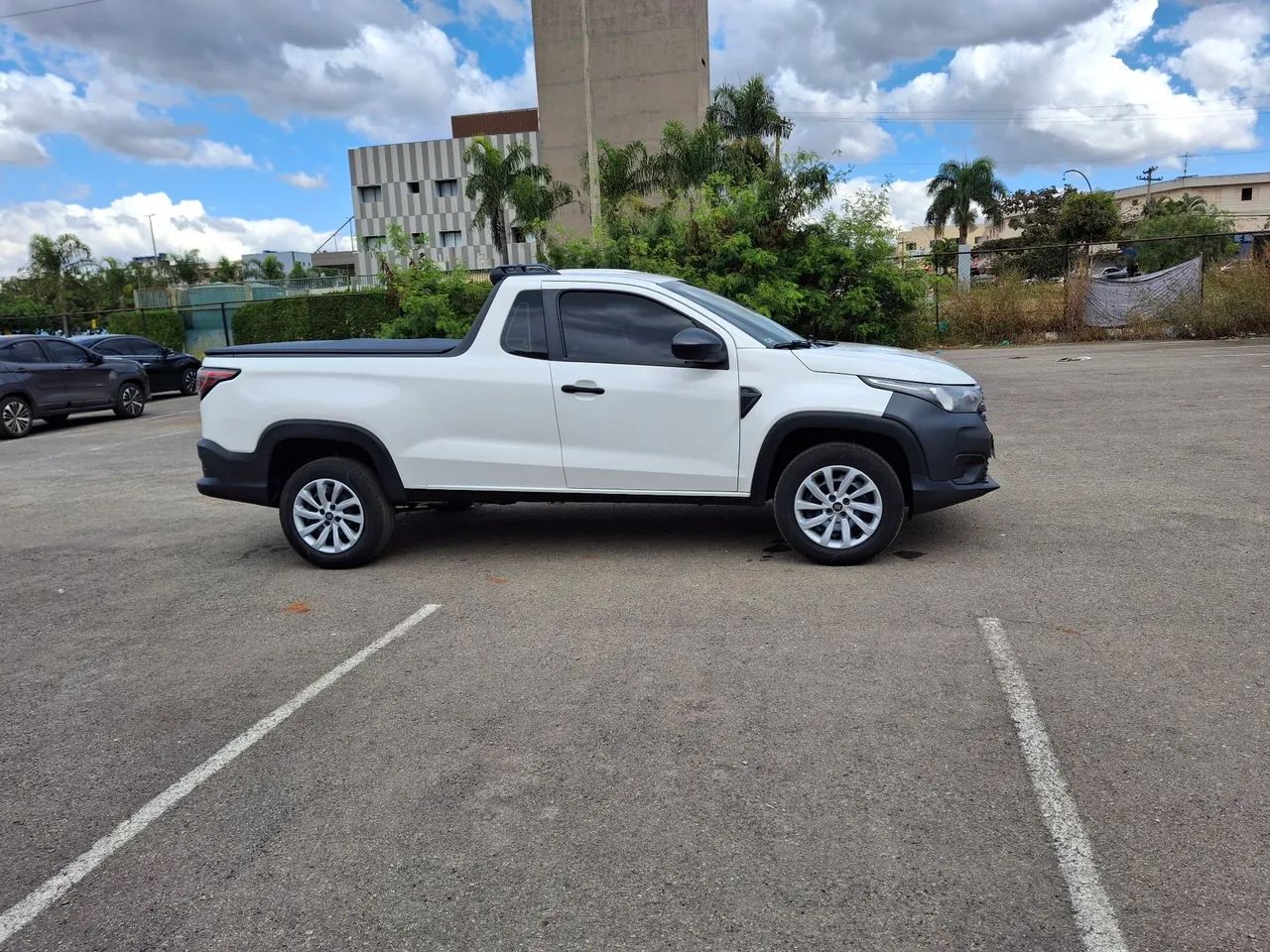 Fiat Strada Endurance 1.4 Flex 8V CS Plus 2023 - Foto 3