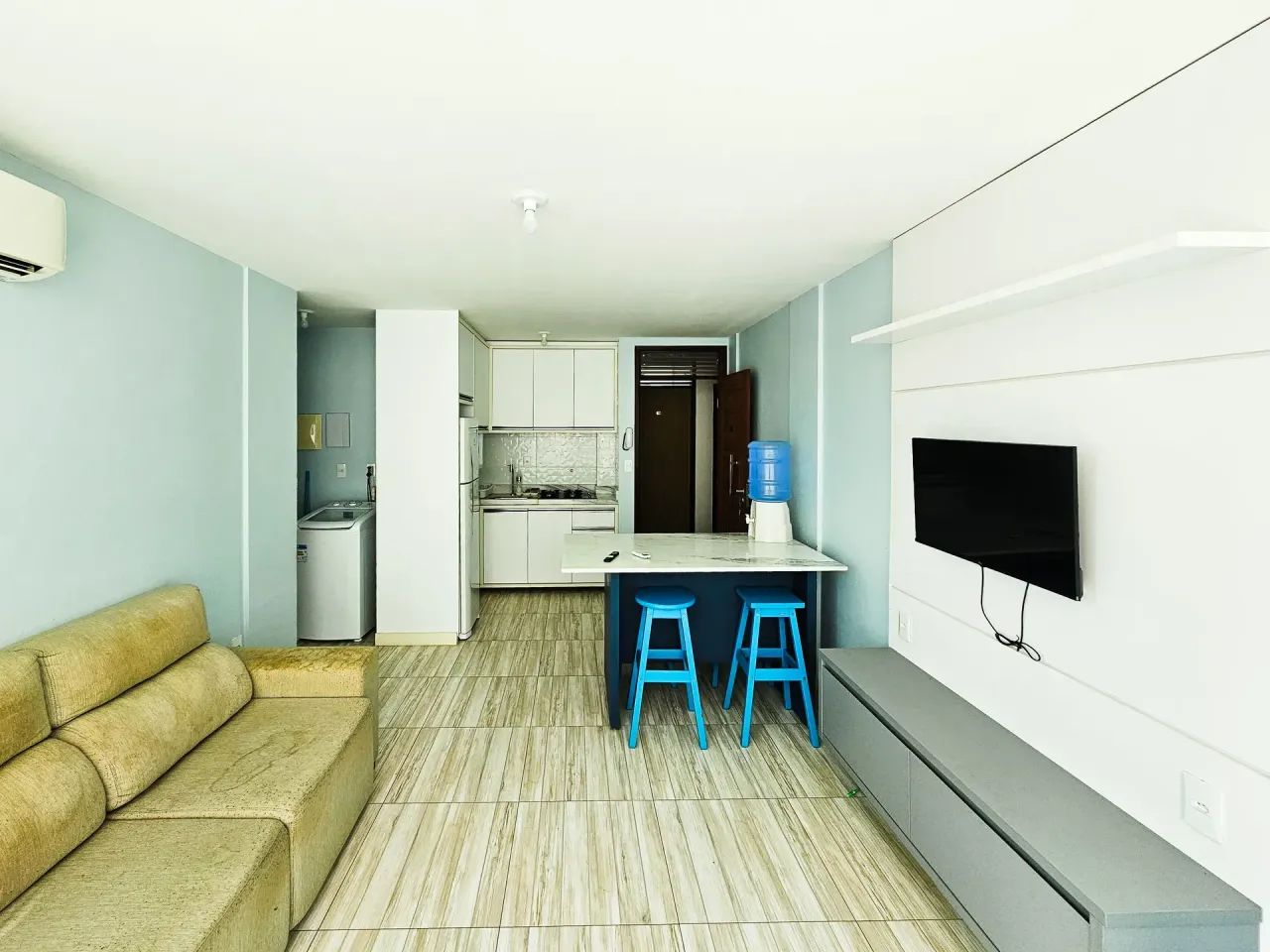 Ap 1 quarto mobiliado 100m do mar em Jacumã PB