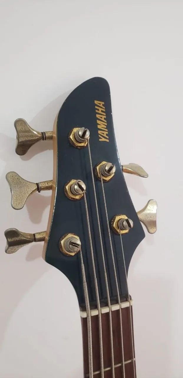 CONTRA BAIXO YAMAHA TRBX 765A 5C - Instrumentos musicais