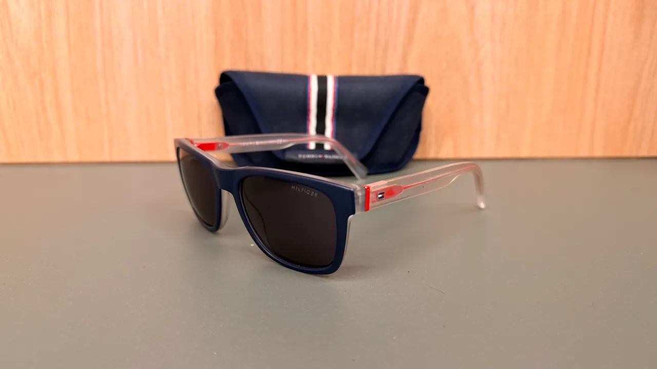 Oculos de sol Tommy Hilfiger original - Foto 2