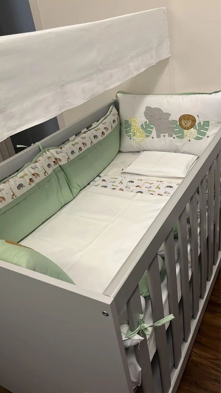 Berço 3 em 1 semi novo na cor cinza + colchão  - Foto 2