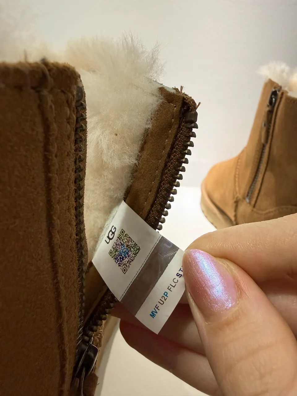 Bota UGG caramelo  - Foto 4