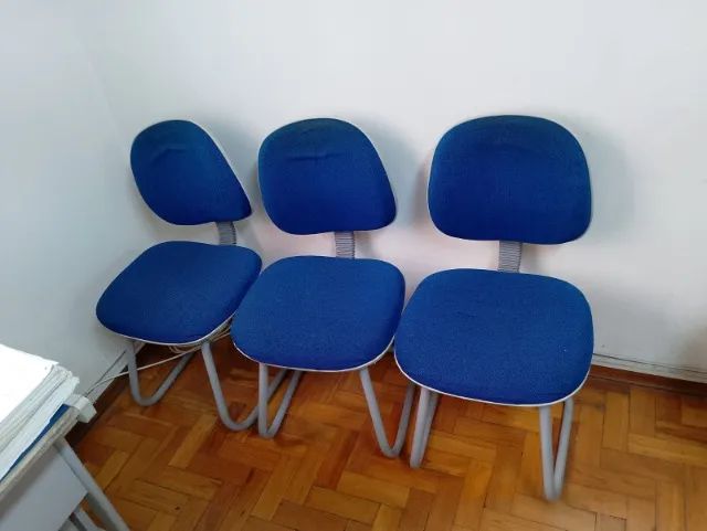 Cadeiras para escritório com bracços e sem braços, rodinhas e sem rodinhas - Foto 2