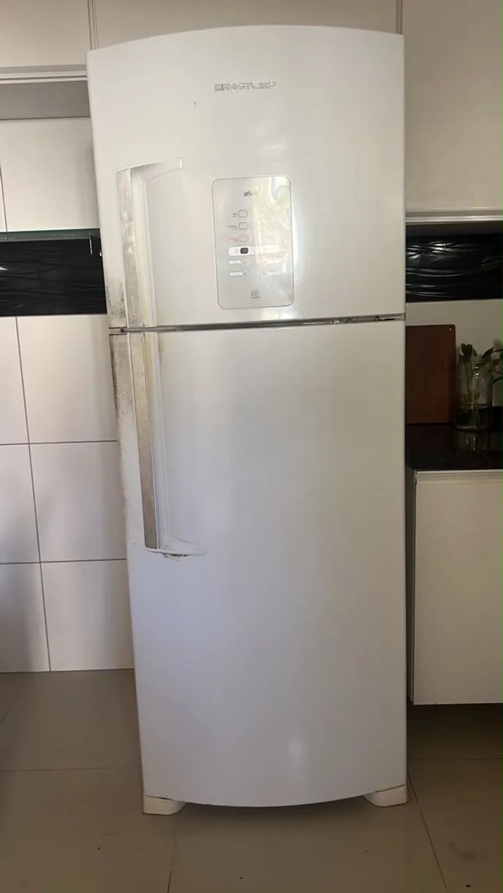 GELADEIRA 