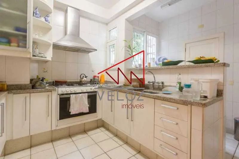 Apartamento : / Residencial / Gávea