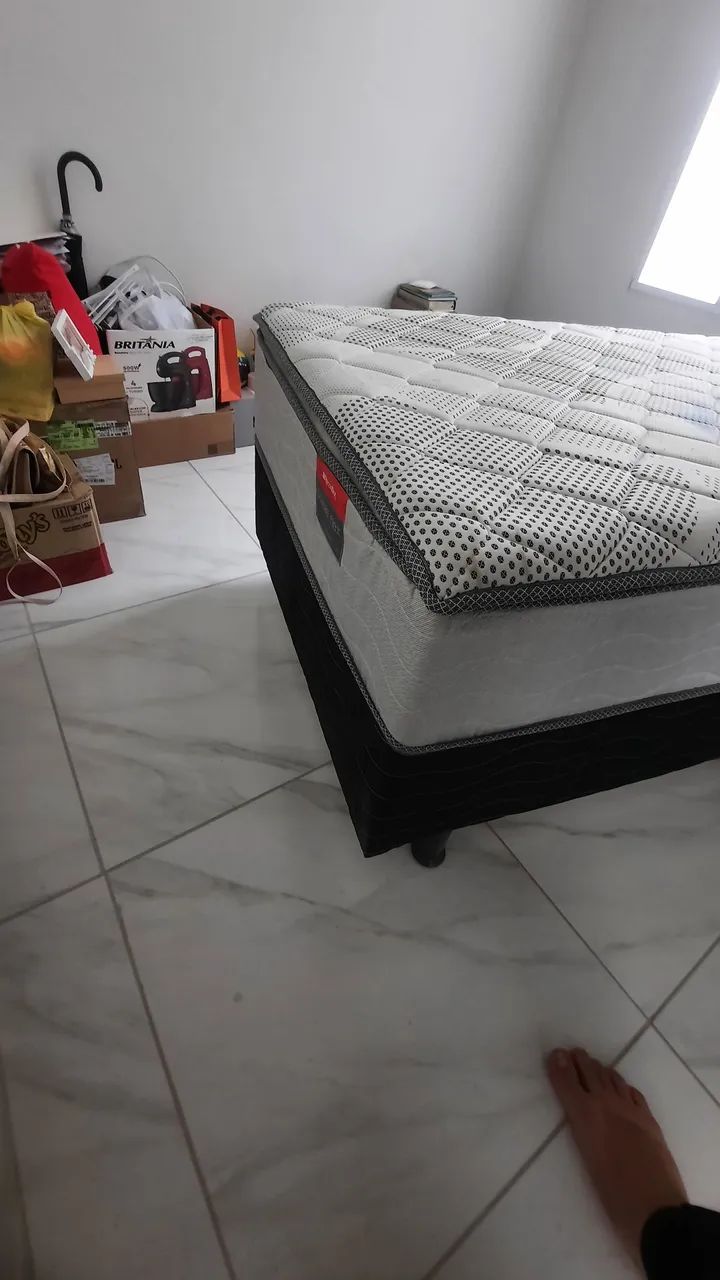 Vendo cama box de solteiro - Foto 4