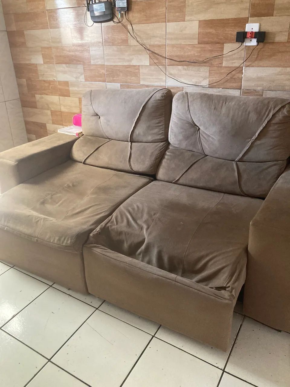 Sofá retrátil marrom - Foto 3