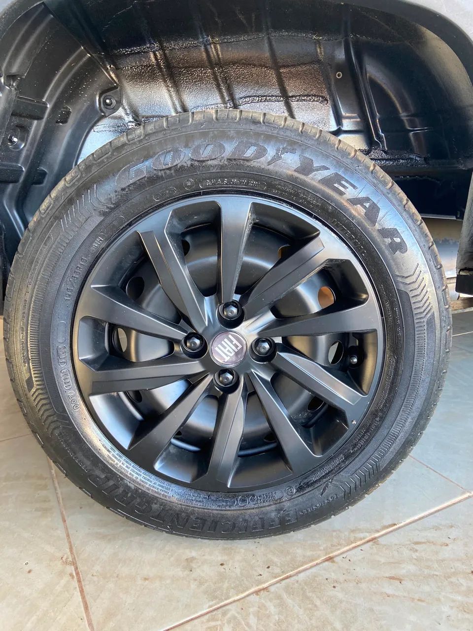 Fiat Strada Endurance 1.4 Flex 8V CS Plus 2023 - Foto 4