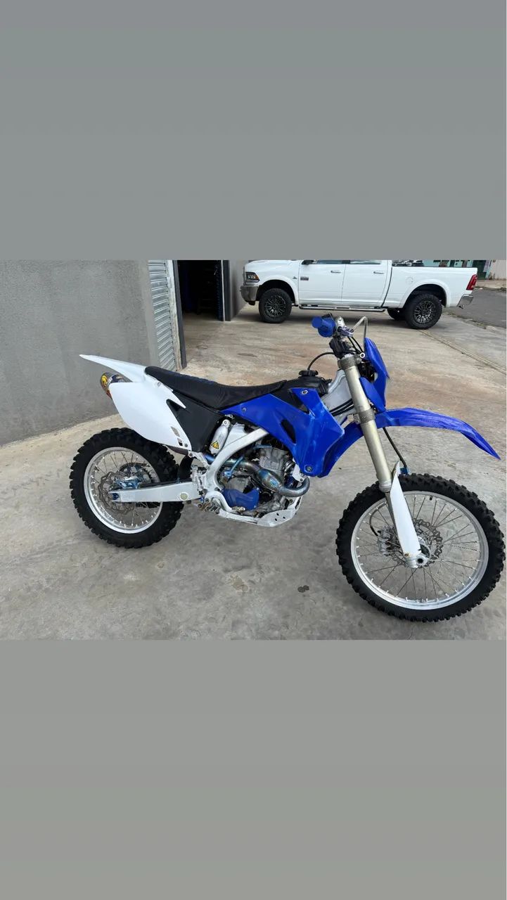 YAMAHA WR 
