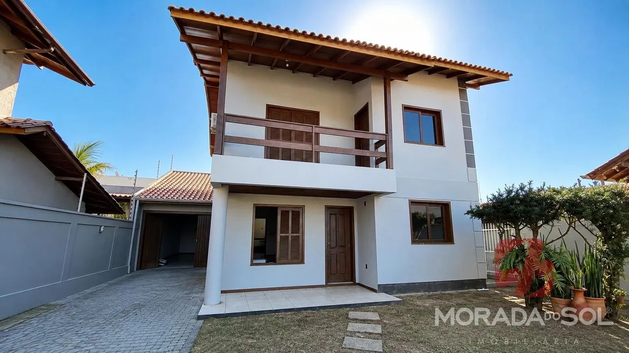 Casa para Locação no Centro de Tijucas - 4 Dormitórios - Foto 2