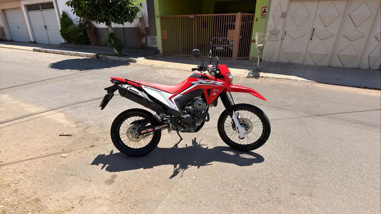 XR TORNADO 300  - Foto 2