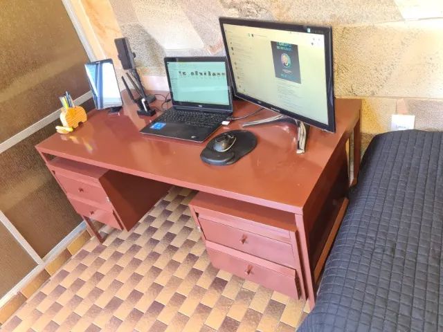 Mesa de escritório marrom - Foto 2