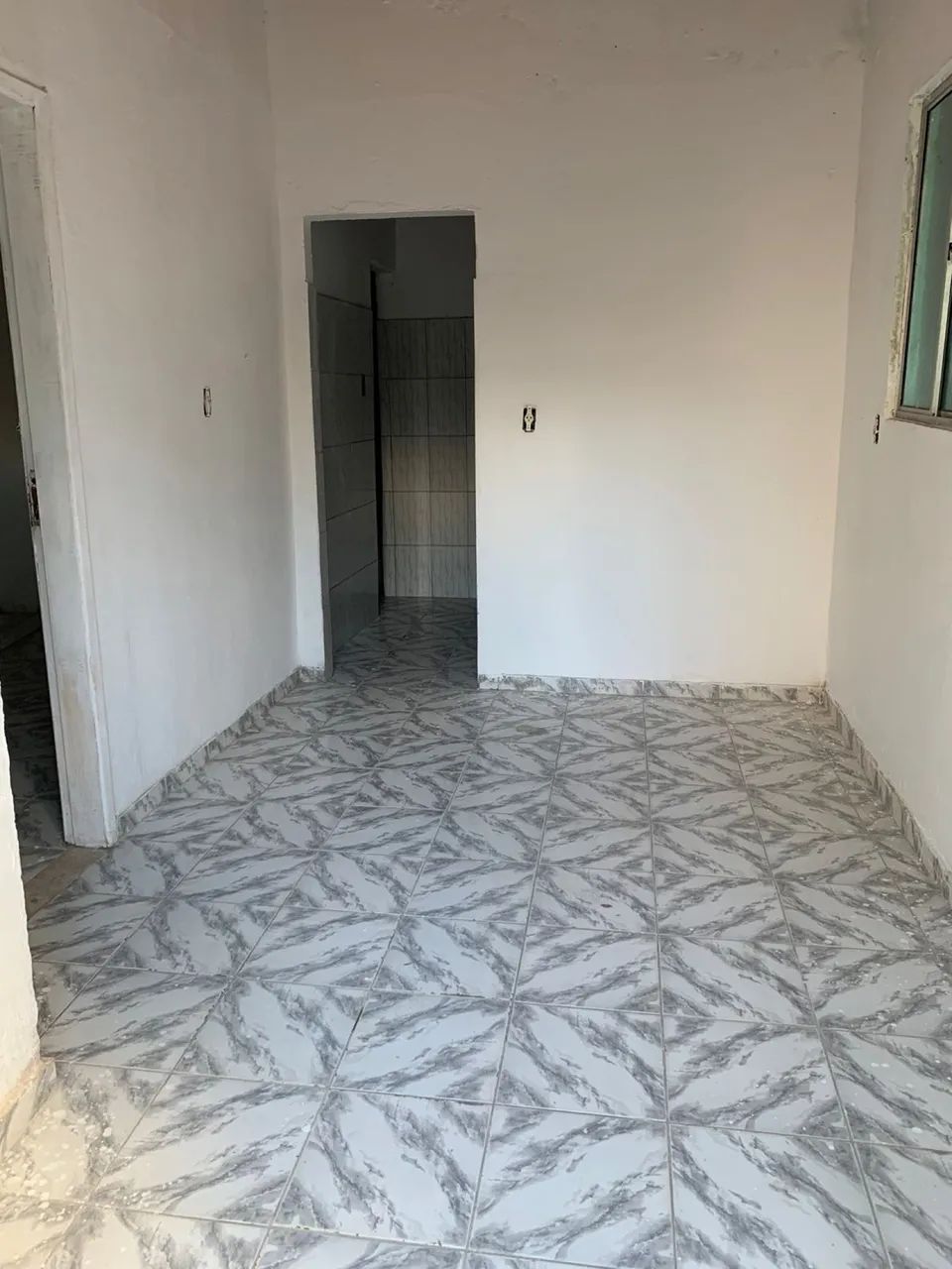 ALUGO imóvel 2/4 - curuzu  - Foto 2