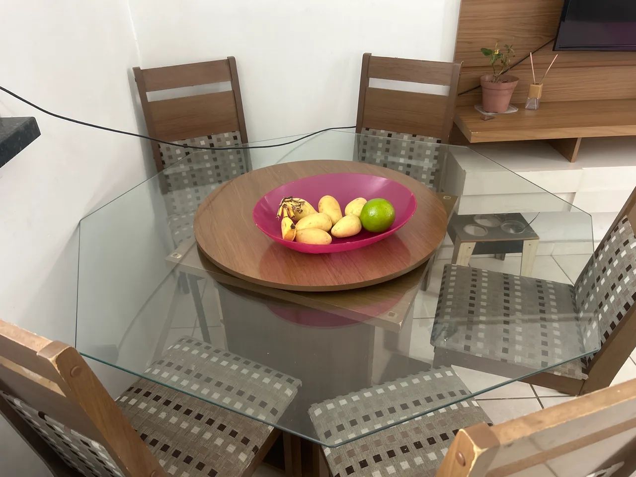 Mesa 6 cadeiras 