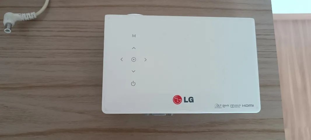 VENDO PROJETOR LG 