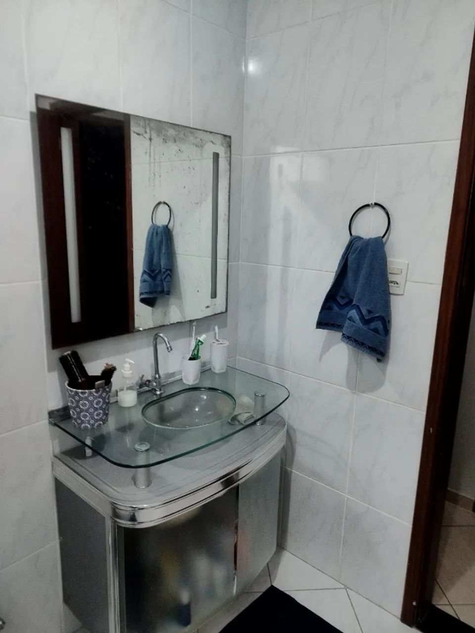 Gabinete de Banheiro