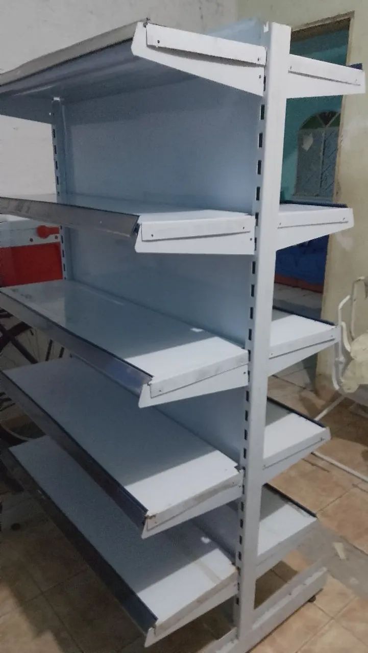 Gôndolas para super mercado 