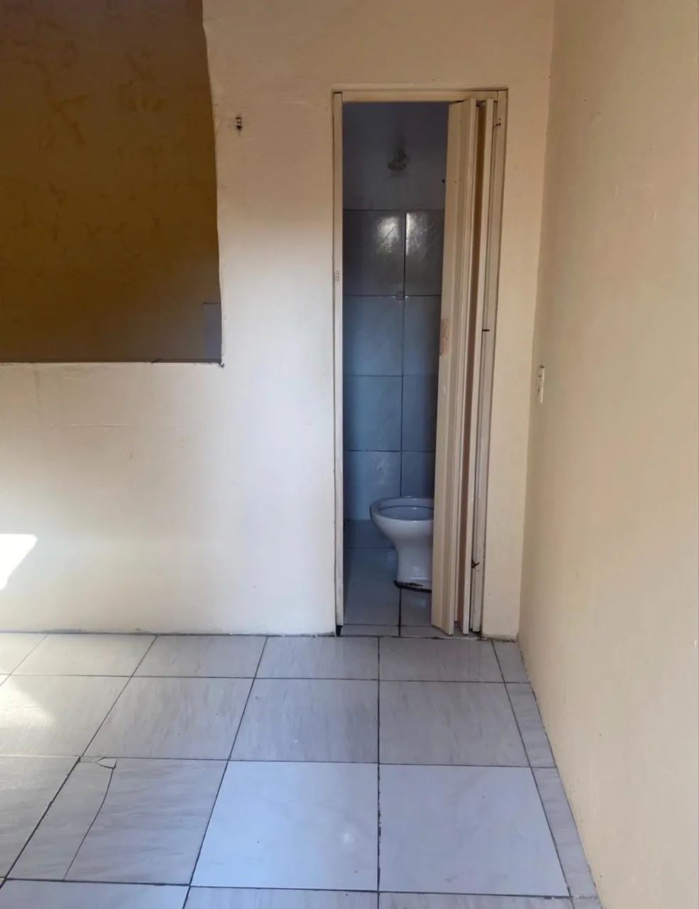 Kitnet no centro sem burocracia 