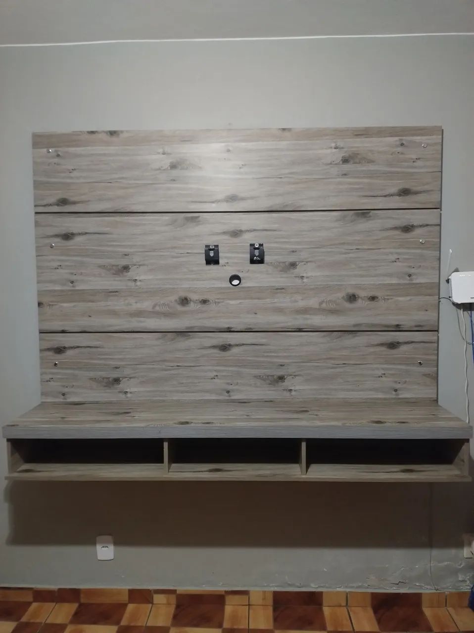 Vendo sofá L + painel de TV - Foto 5