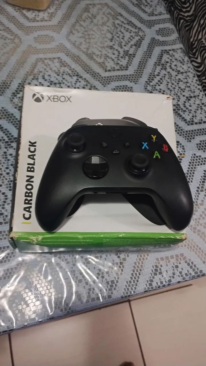 Controle Xbox séries com caixa!