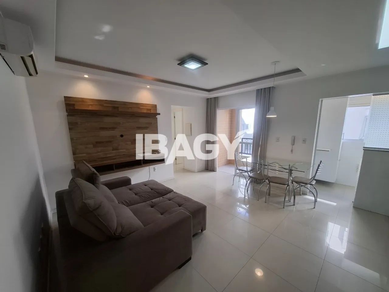Excelente Apartamento 2 dormitório(s) em Abraão - Florianópolis - Foto 2