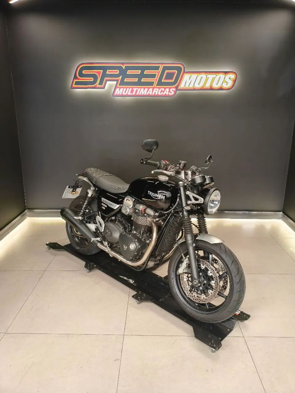 Speed twin  - Foto 5