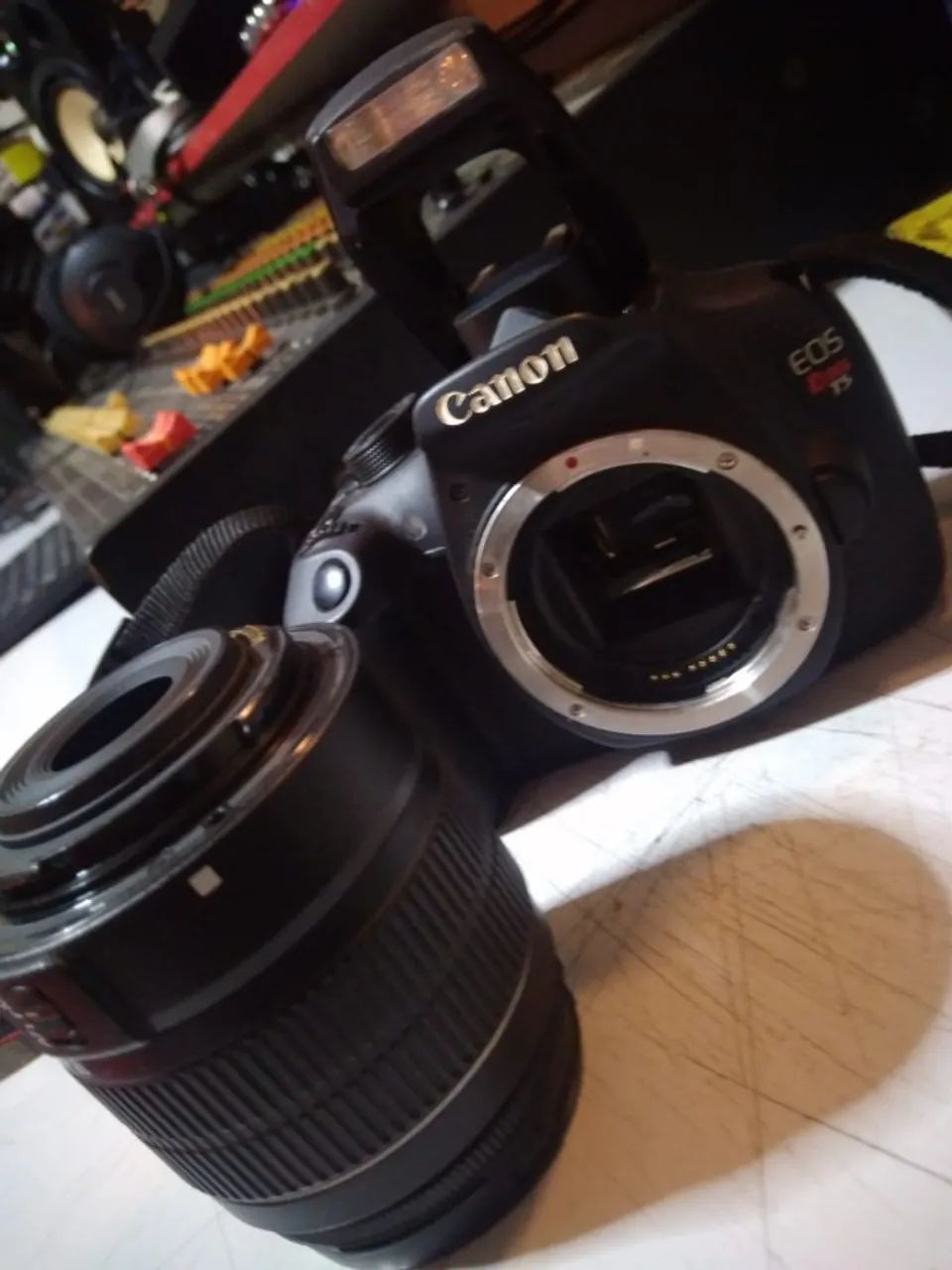 Câmera DSLR Canon EOS Rebel T5 - Foto 3