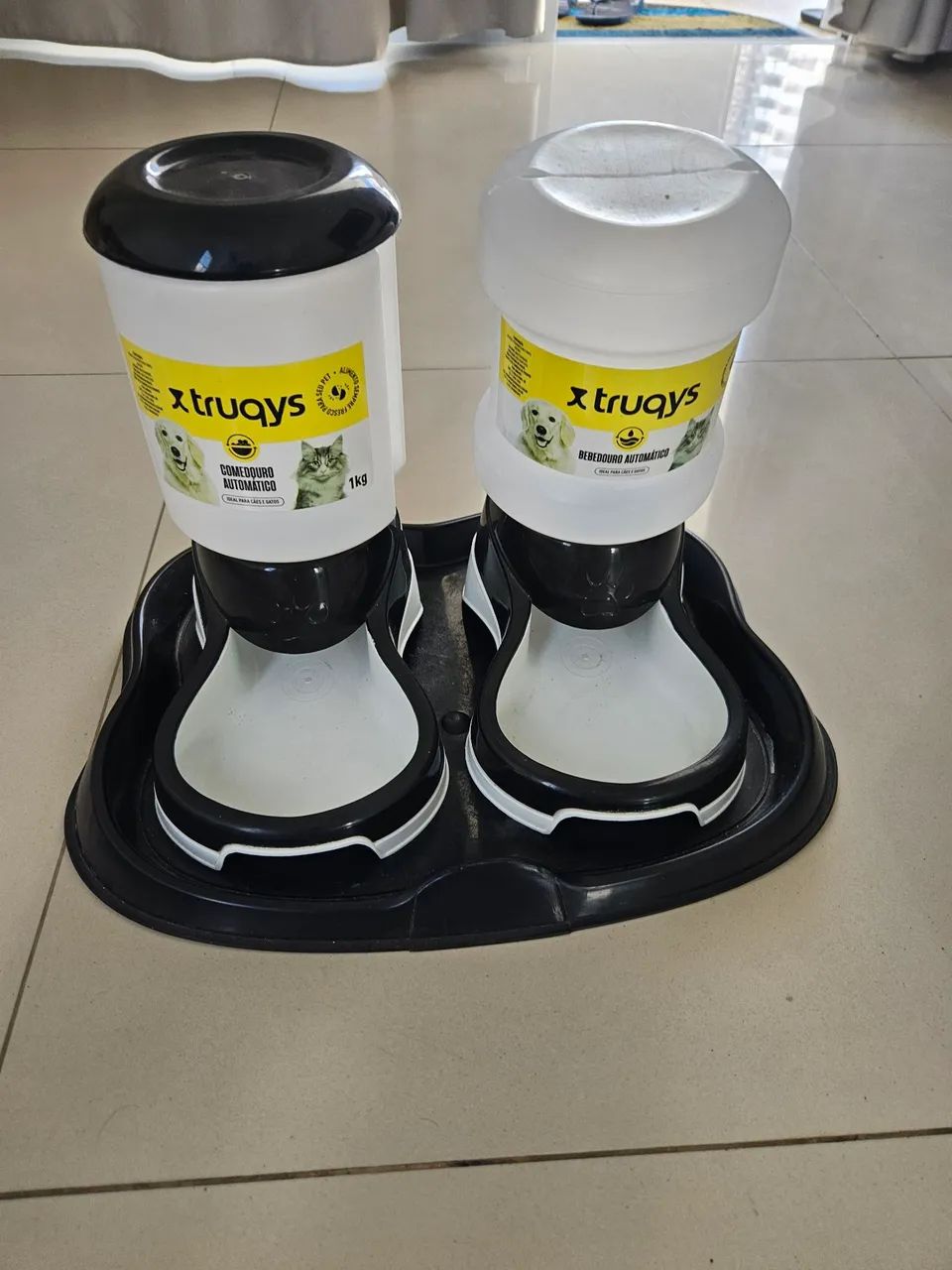 Kit Bandeja Design + 1 Comedouro + 1 Bebedouro - Truqys Pets