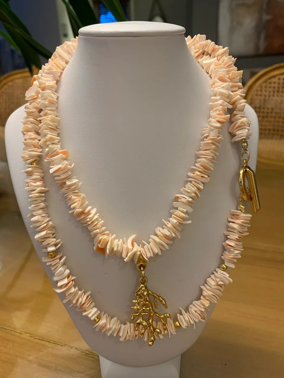 Colar de lascas de madrepérolas - Foto 2