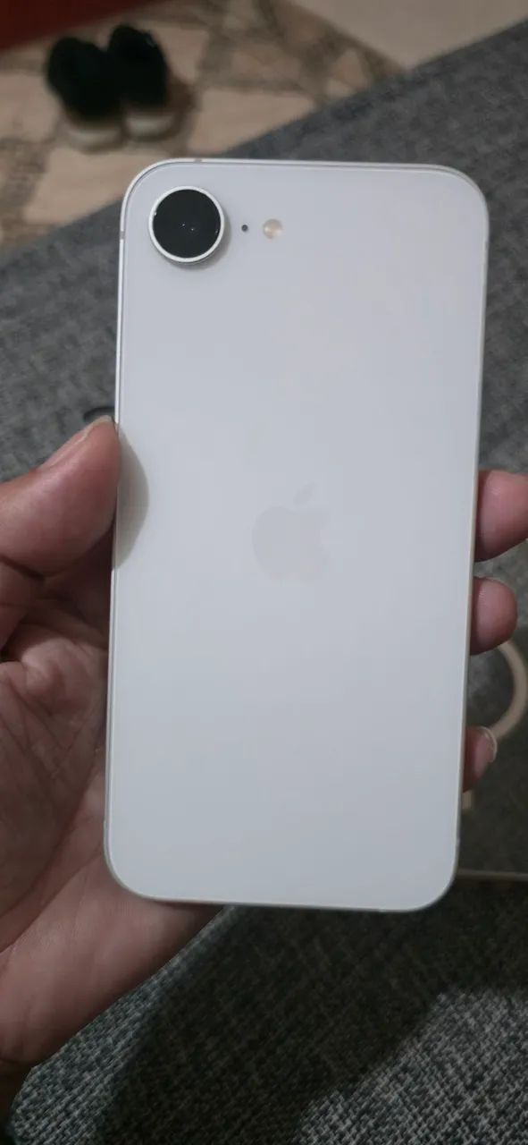 Iphone 16e Branco 16e impecável !!! - Foto 4