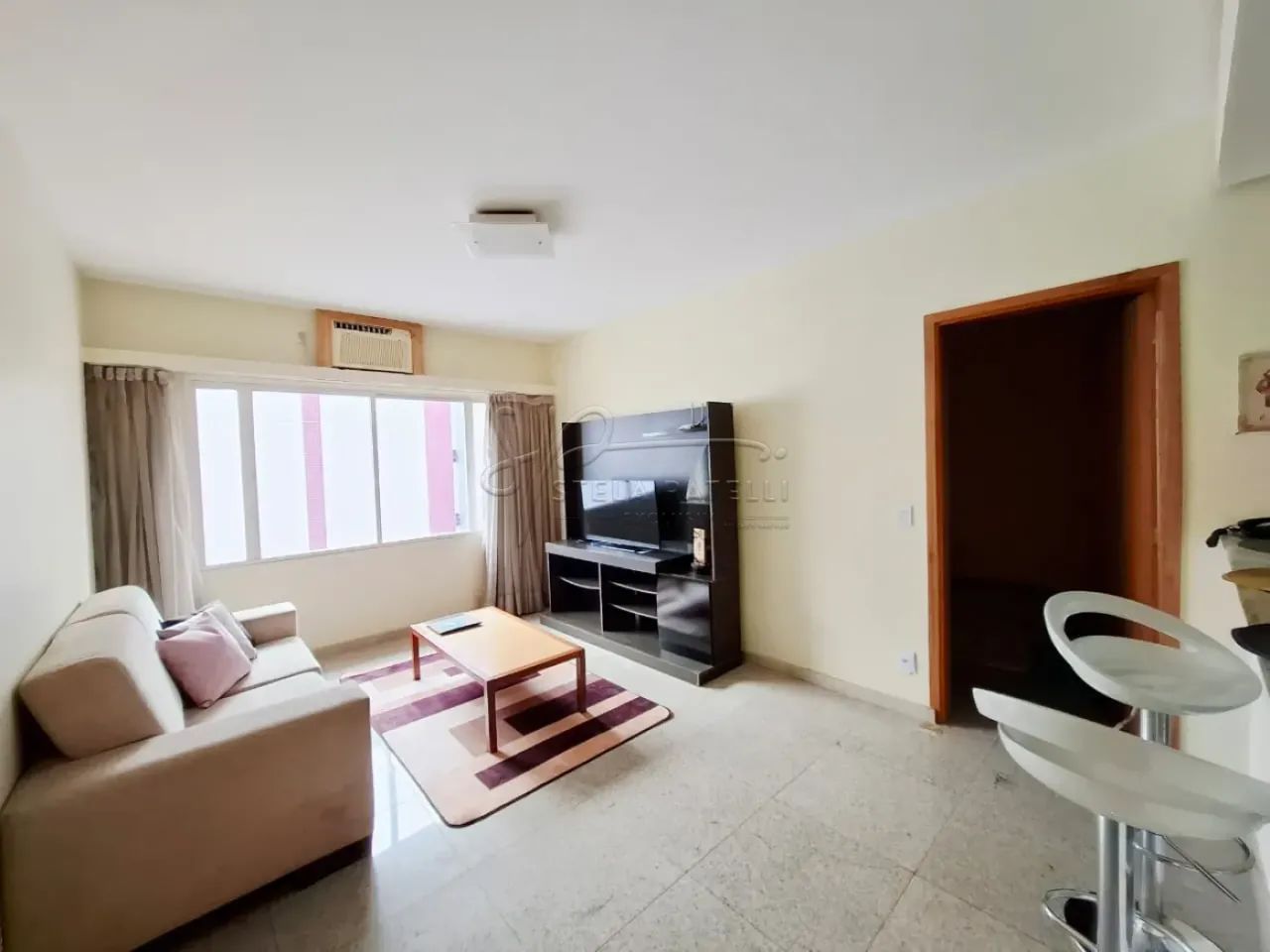 Kitnet mobiliada de 49m² com 01 suíte para locação - Centro - Foto 3