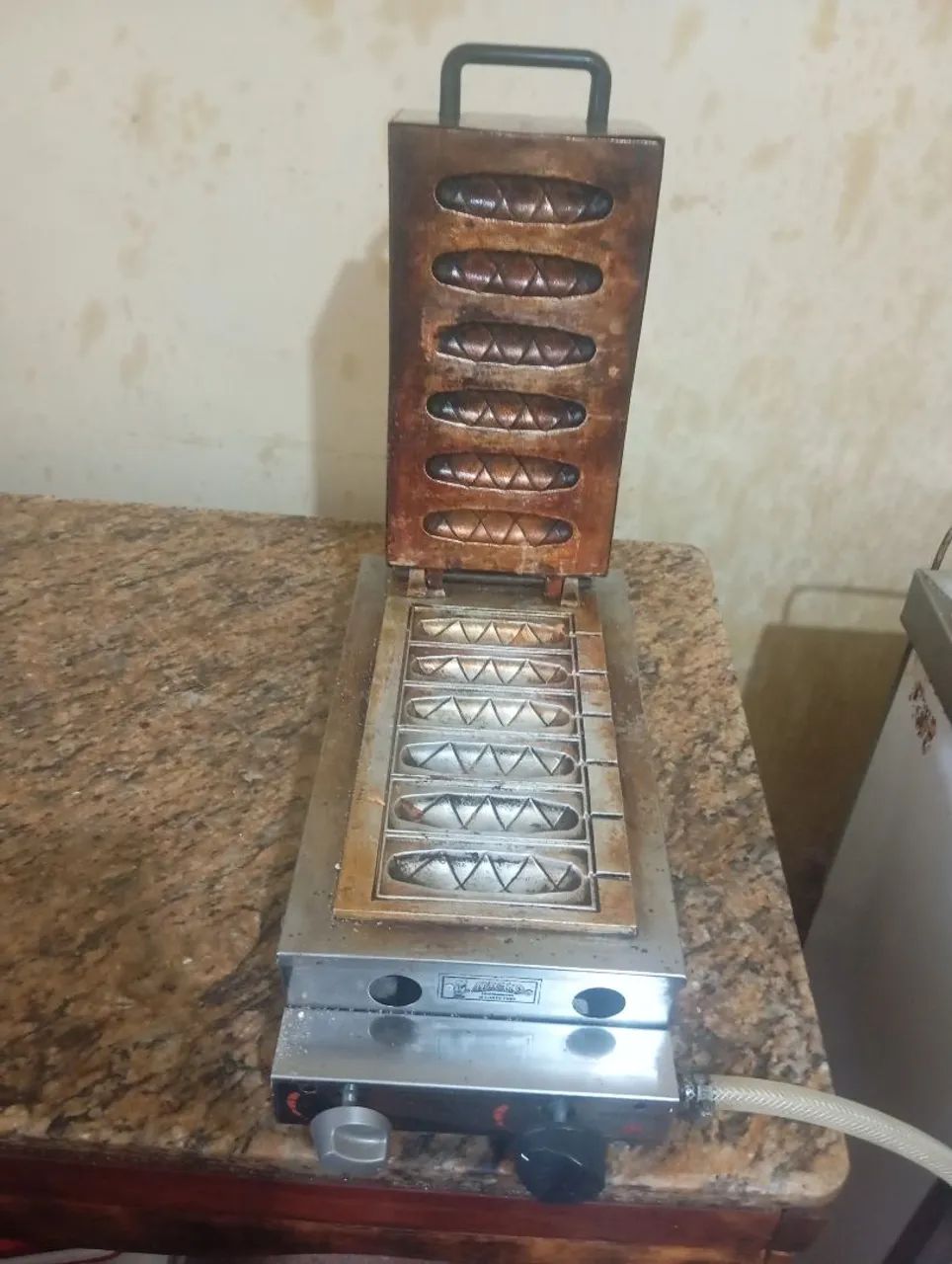 Vendo qrepeira de 6 espaço muito boa em ótimo estado de funcionamento  - Foto 5