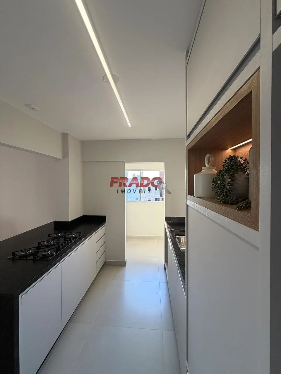 Apartamento à venda em Maringá, Zona 07, com 3 quartos, com 100 m² - Foto 4