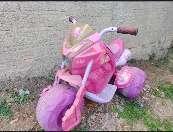 Moto elétrica infantil 