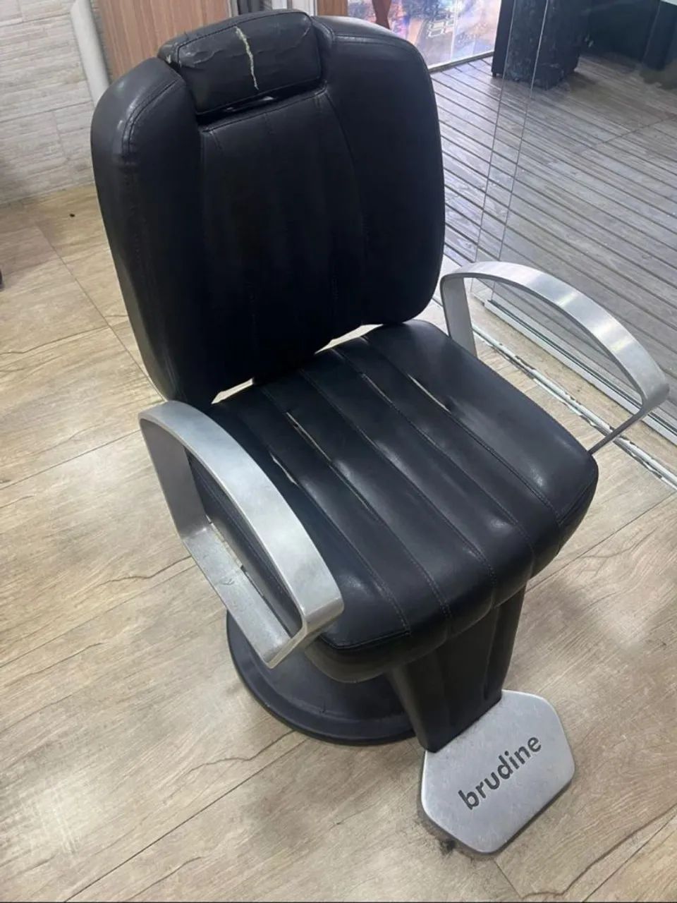 3 CADEIRAS ? BARBEIRO - Foto 3