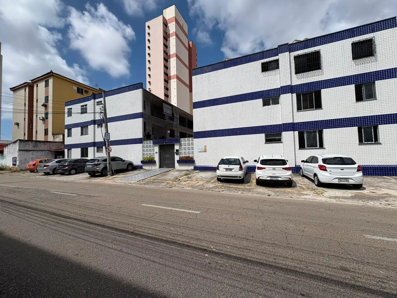 APARTAMENTO para alugar na cidade de FORTALEZA-CE