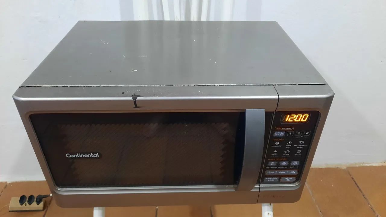 Micro-ondas Continental Prata 34 Litros com Função - Foto 2
