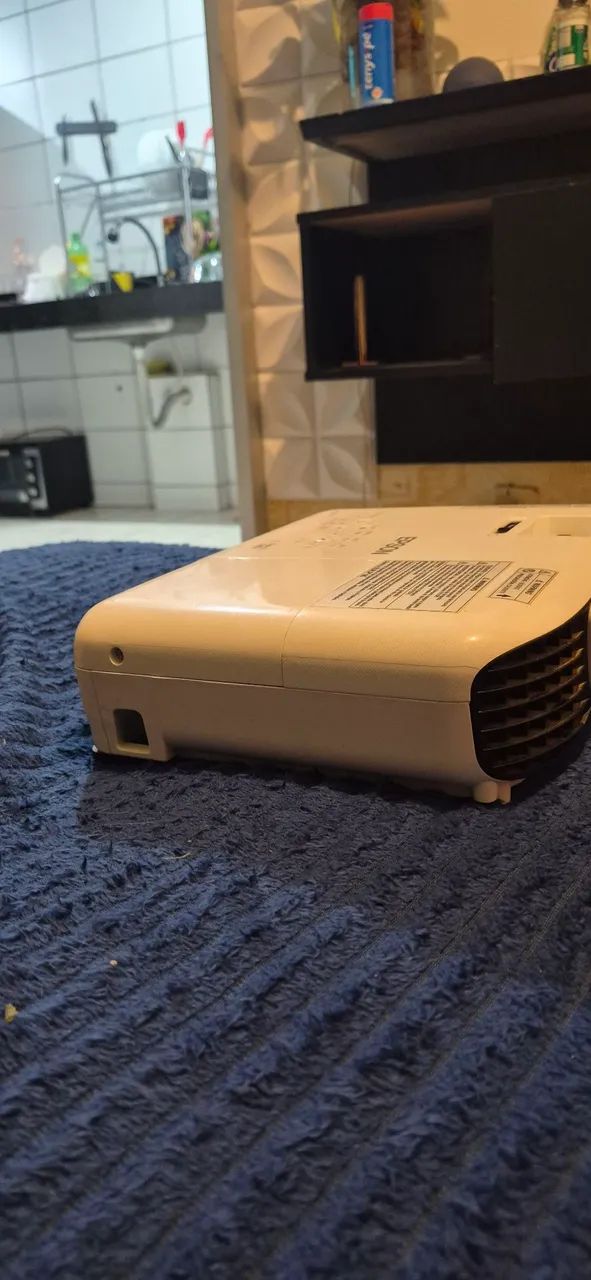 Projetor Epson PowerLite S41+ com Bolsa e Cabo HDMI <br> - Foto 4