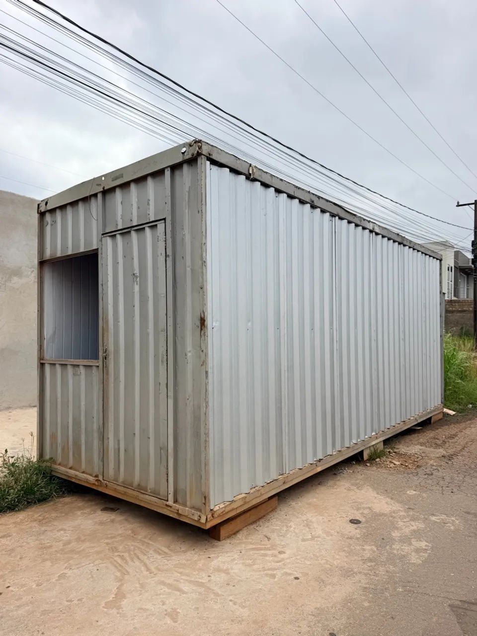 Container 