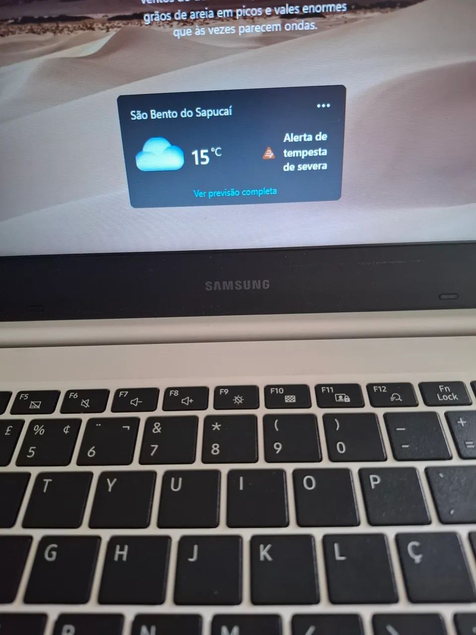 Notebook Samsung Book E20 Branco com SSD e Memória RAM expandida - Foto 2