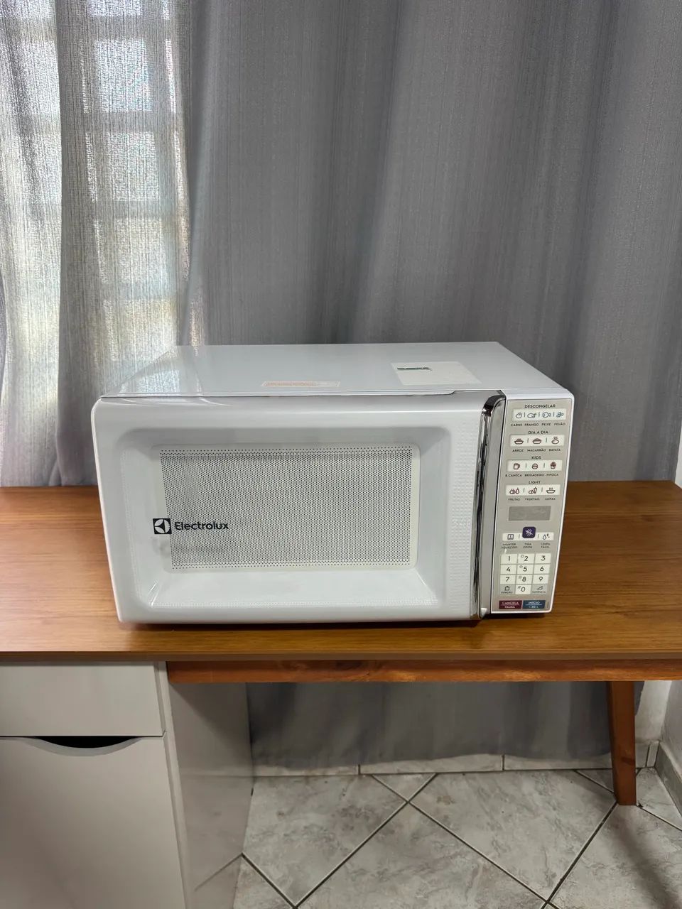 Microondas Electrolux 34L Conservado  - Foto 2
