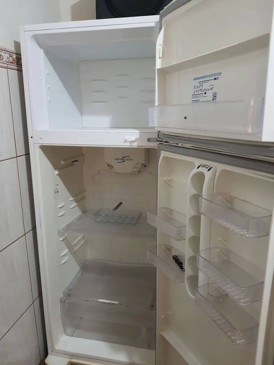 Geladeira Electrolux Air flow dc48 462 litros usada com detalhe, em funcionamento LEIA - Foto 4