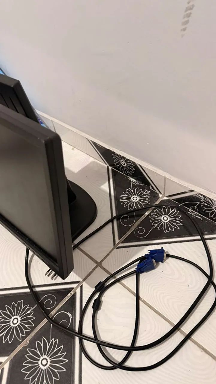 Monitor  - Foto 2